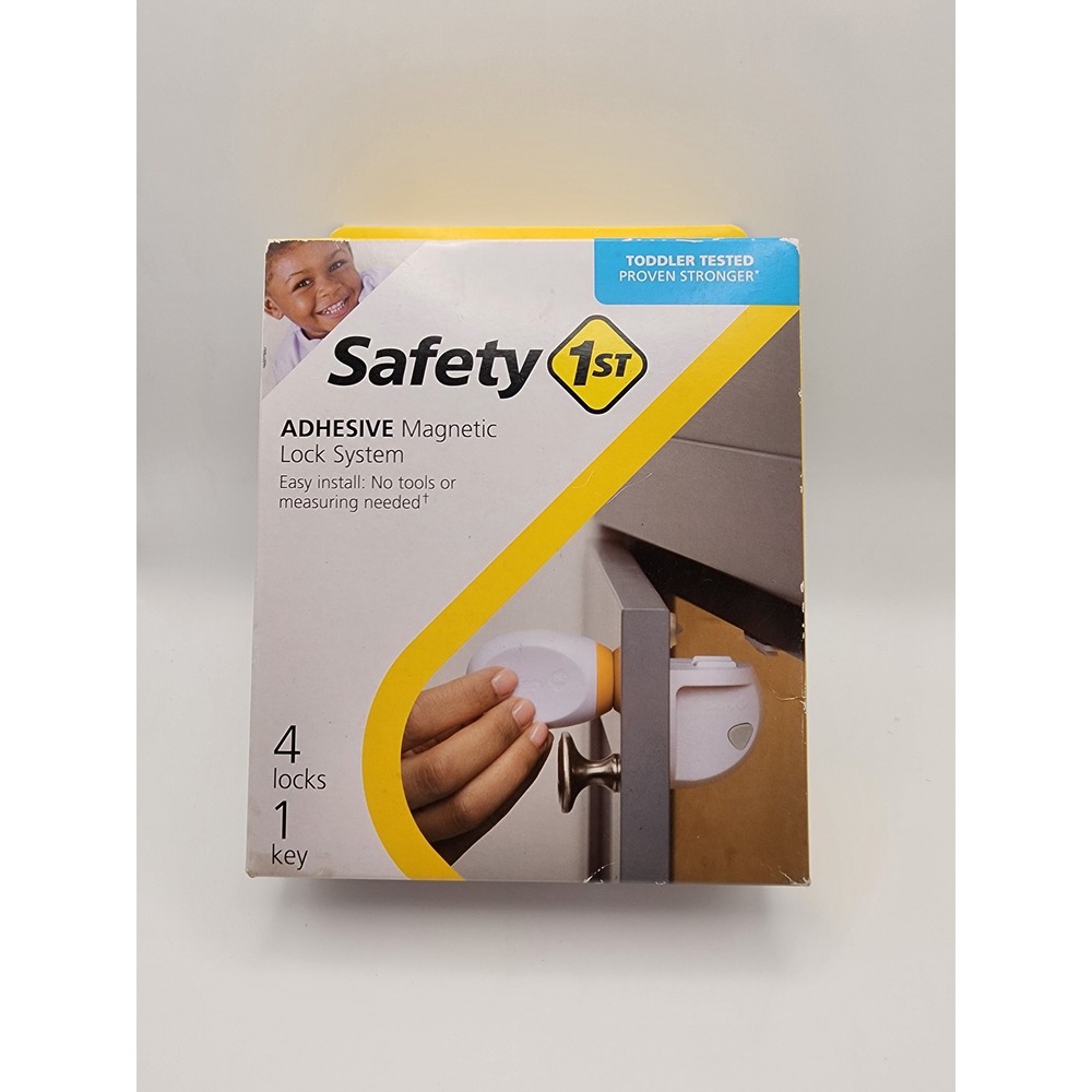 NIB Safety 1st Adhesive Magnetic Lock System Toddler 4 Locks 1 Key White